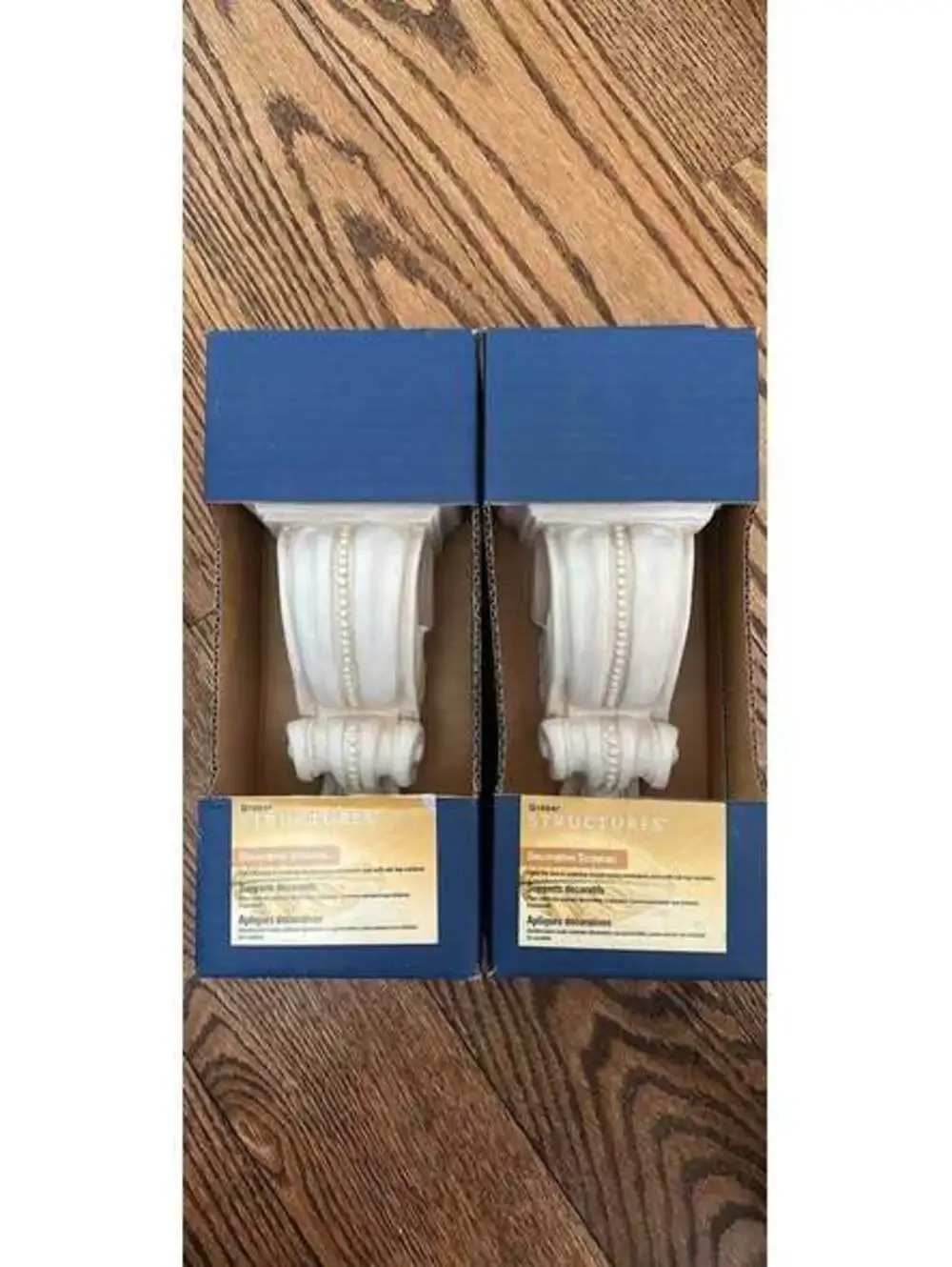 2 Decorative sconces (New)